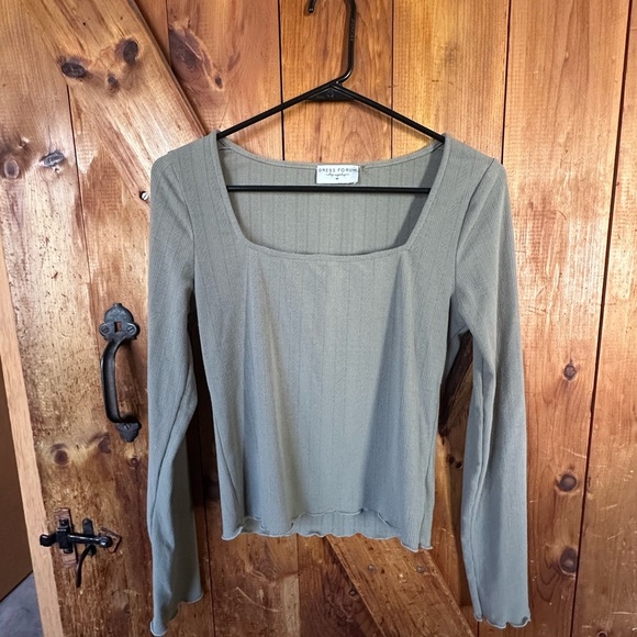 2/$20 bundle deal!!!! Dress Forum Sage Long Sleeve Blouse - Picture 1 of 2